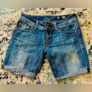 Like new Miss Me size 30 shorts